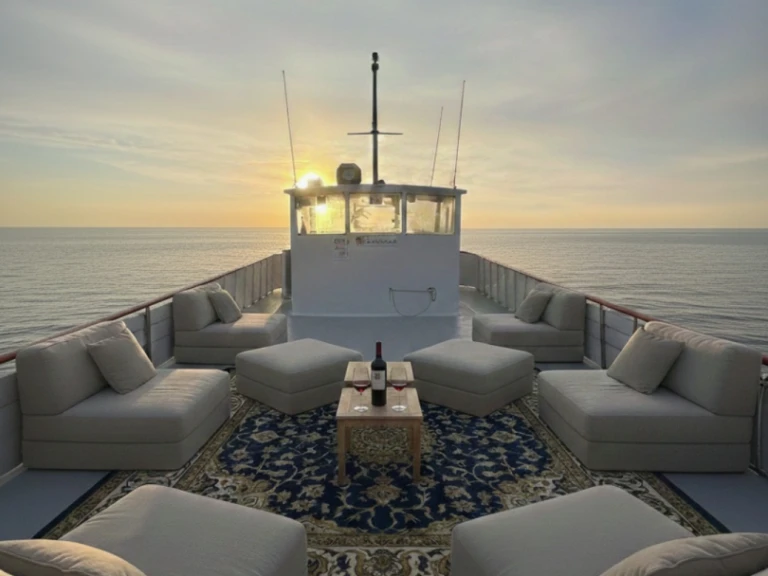 Bootverhuur Le Boat Grand Classique in Ibiza Town via SamBoat