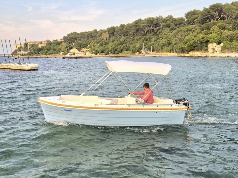 Bootverhuur Cannes goedkoop Silver yacht 495