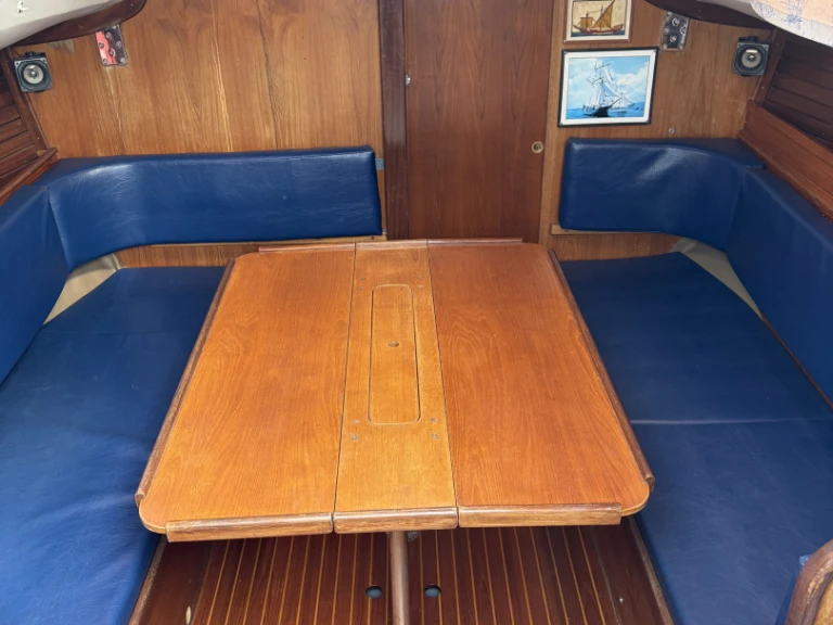 Verhuur Zeilboot Bénéteau met vaarbewijs