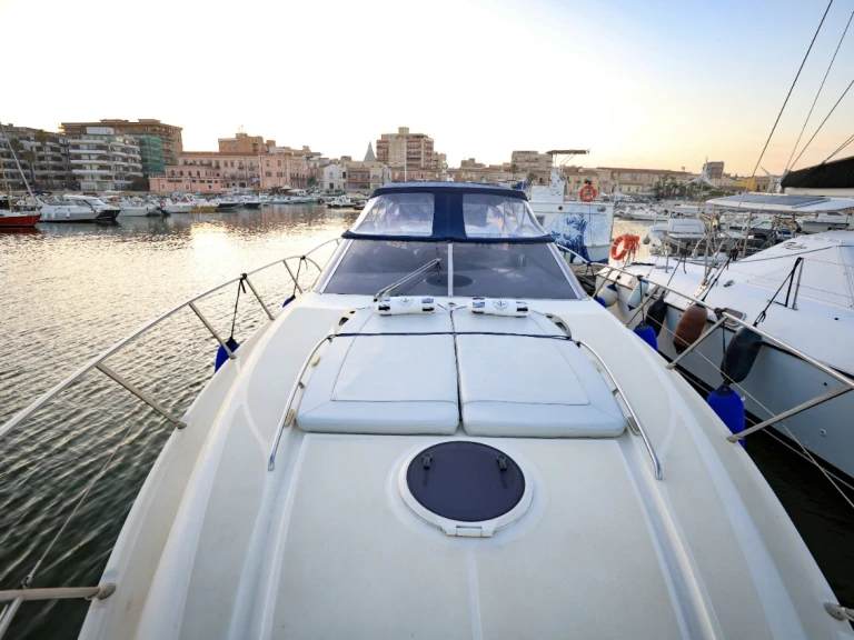 Jachthuur in Porto Siracusa - Azimut Atlantis 47 via SamBoat