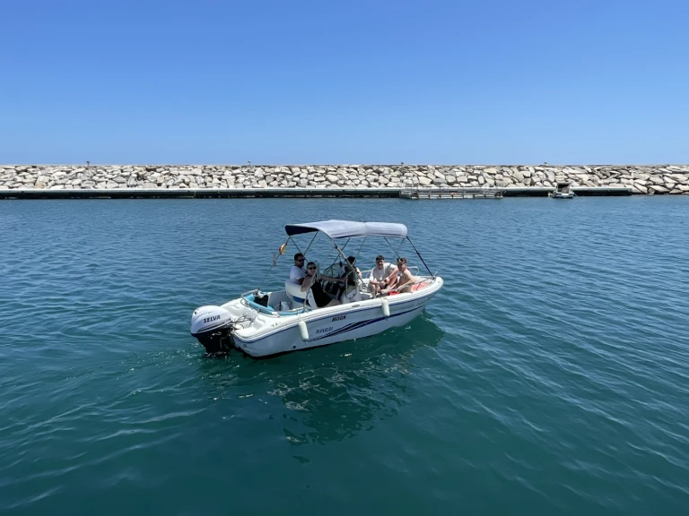 Bootverhuur Estepona goedkoop Azzurra 500
