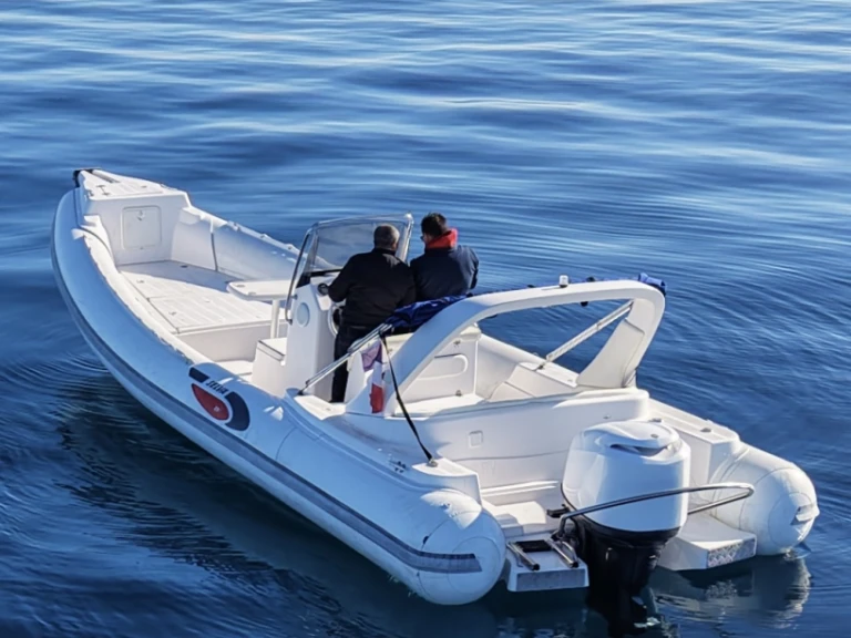 Jachthuur in Mandelieu-la-Napoule - Selva Selva D800 via SamBoat