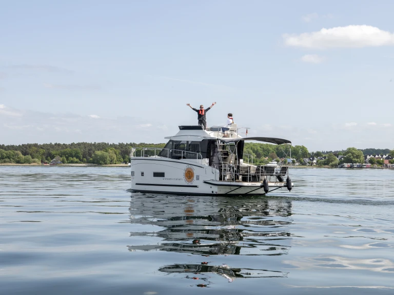 Motorboot te huur in Fleesensee voor de beste prijs