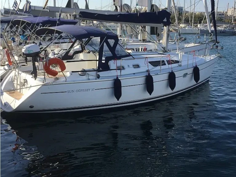 Bootverhuur Álimos goedkoop Sun Odyssey 37