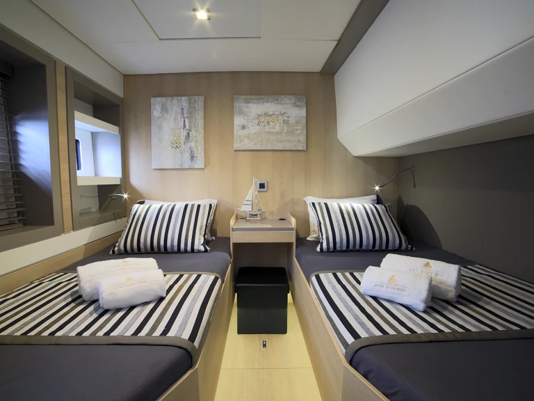 Huur een Bali Bali 5.4 in Néa Péramos