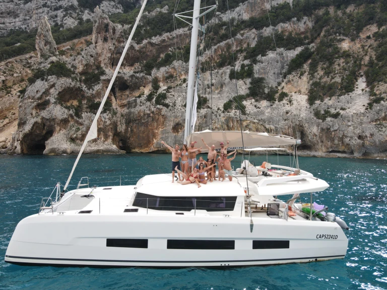Catamaran te huur in Cagliari voor de beste prijs