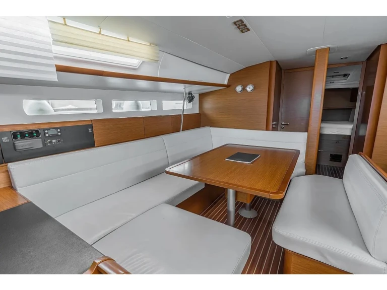 Huur Zeilboot met of zonder schipper Jeanneau in Álimos