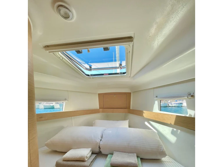 Verhuur Zeilboot in Betina - Elan Impression 45