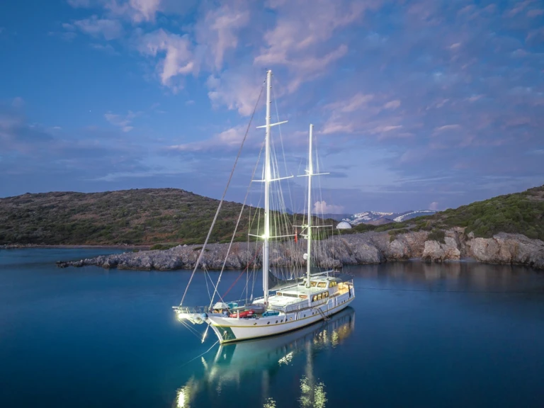 Huur Zeilboot met of zonder schipper Custom Made in Bodrum