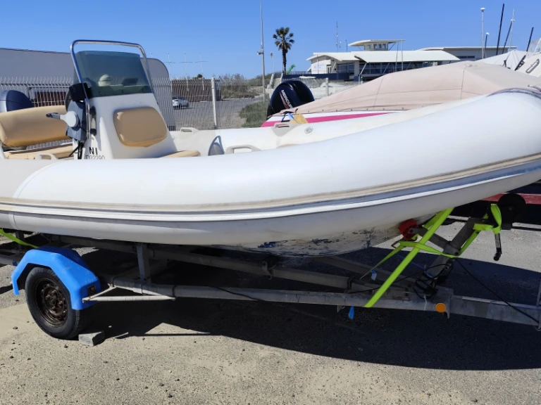 Jachthuur in Le Cap d'Agde - Zodiac Medline I via SamBoat