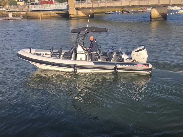Huur een Searib's SR 760 PRO in Arzon