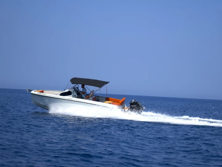 Verhuur Motorboot in Zakynthos - Protagon Space 25
