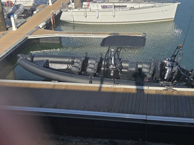 Huur een Searib's SR 8.60 PRO in Arzon