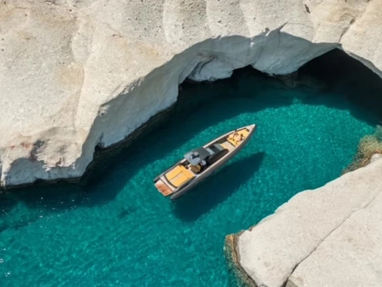 Bootverhuur Lávrio goedkoop Technohull Omega 41