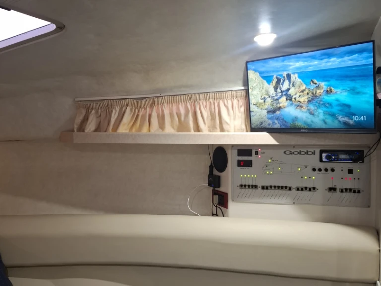 Bootverhuur Valencia goedkoop Gobbi 27 Cabin