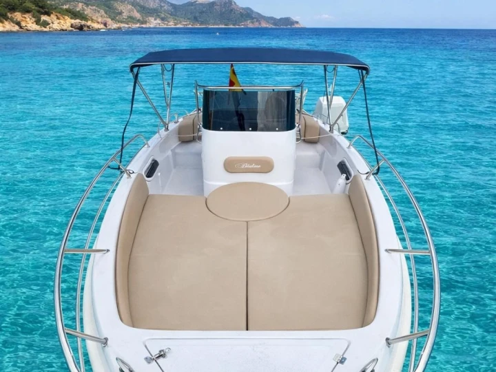 Bootverhuur Blumax bluline 21 open in Marina De Cala D'Or via SamBoat
