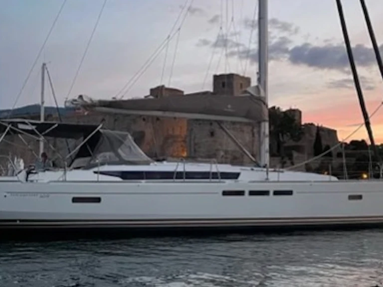 Zeilboot te huur in Palavas-les-Flots voor de beste prijs