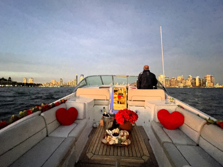 Bootverhuur Manhattan goedkoop Corsair 36 Usa Edition