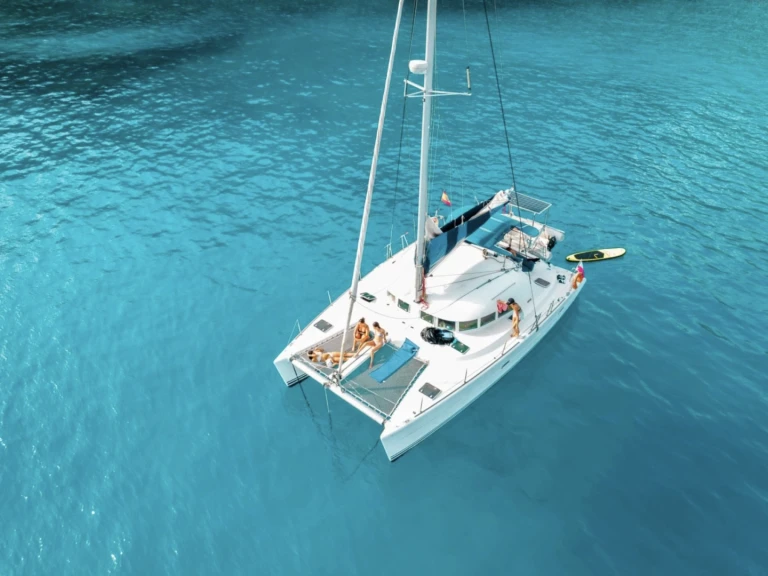 Verhuur Catamaran Lagoon met vaarbewijs