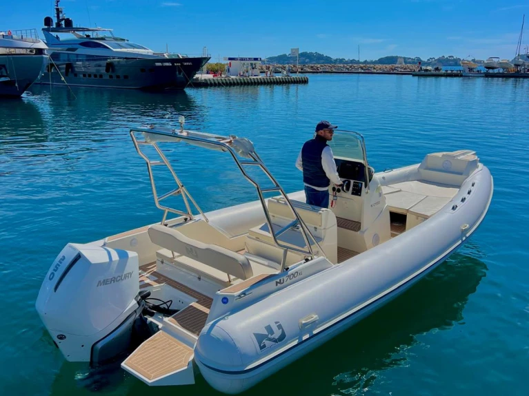 Verhuur RIB Nuova Jolly met vaarbewijs