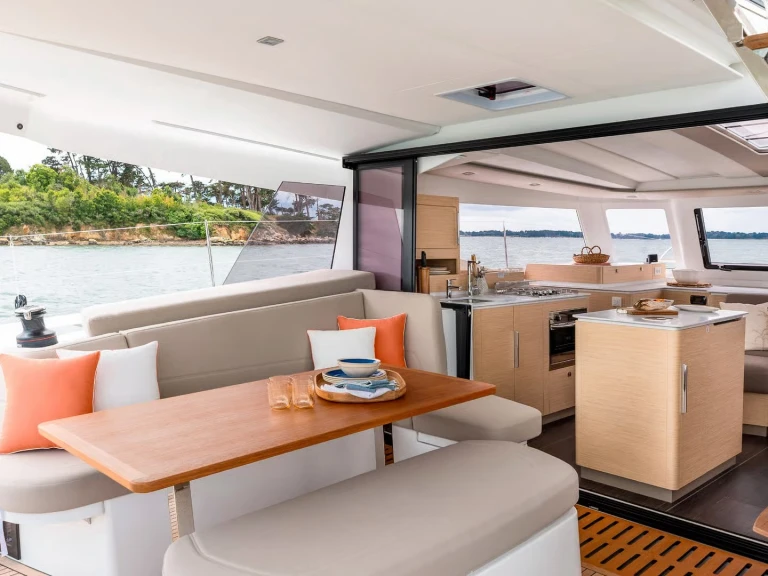 Jachthuur in Frenchtown - Fountaine Pajot Fountaine Pajot FP 44 Quatuor - 4 cab. via SamBoat