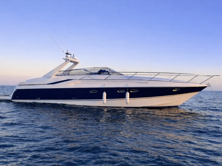 Sunseeker Mustique 42 te huur van particulier of professional in Puerto Banús