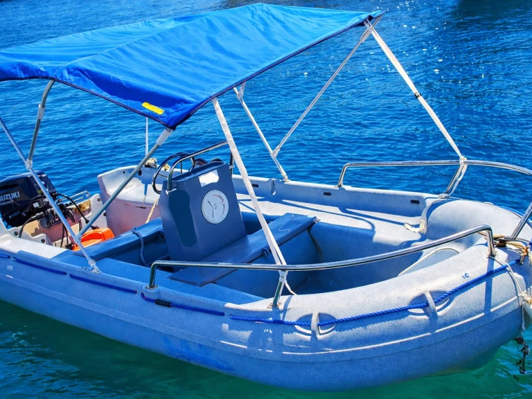 Jachthuur in La Ciotat - Tohatsu NEVEUX SAS FUN YAK 3.90 via SamBoat