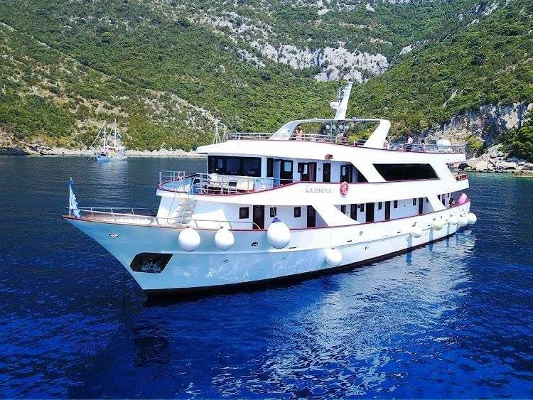 Bootverhuur Dubrovnik goedkoop Motoryacht