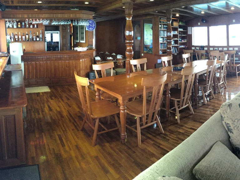  Conte Max - Cabin (triple-1 double bed + 1 single bed) te huur van particulier of professional in Hulhumale