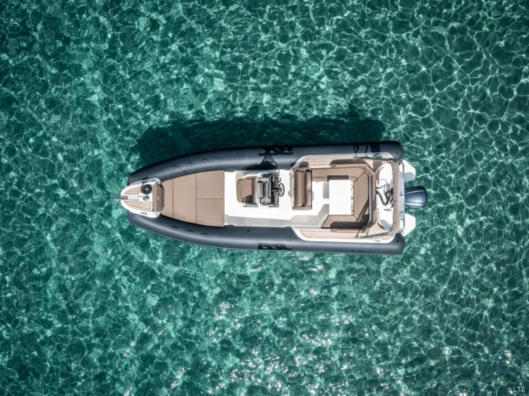 Huur RIB met of zonder schipper Bsc in Le Lavandou