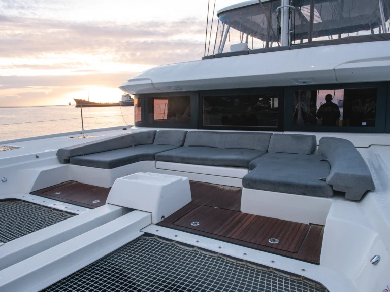 Catamaran te huur in Olbia voor de beste prijs