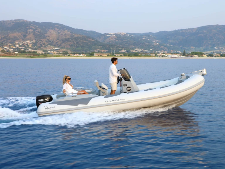 Huur een Ranieri Cayman 21 S in Tropea