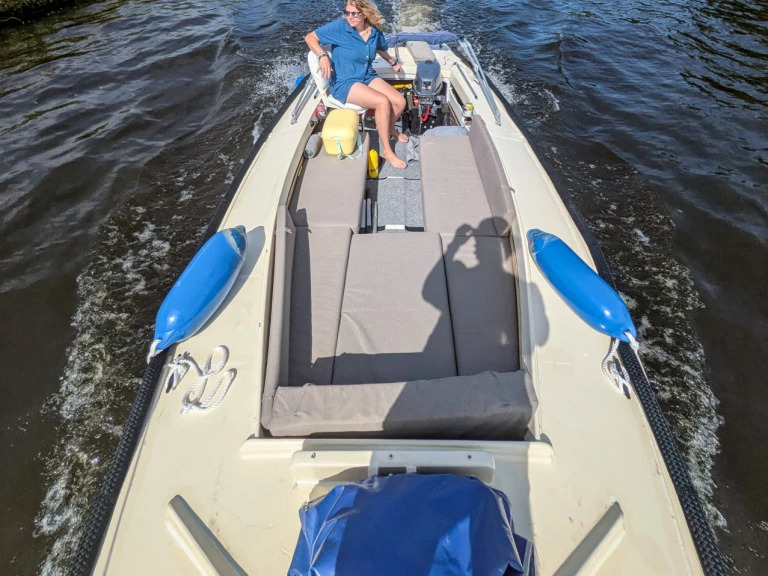 Motorboot te huur in 's-Gravenhage voor de beste prijs