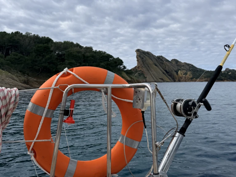 Cnb-Bordeaux lagoon 570 te huur van particulier of professional in La Ciotat