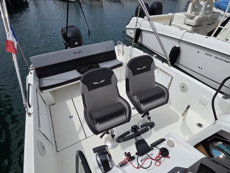 Bootverhuur Toulon goedkoop Flyer 8