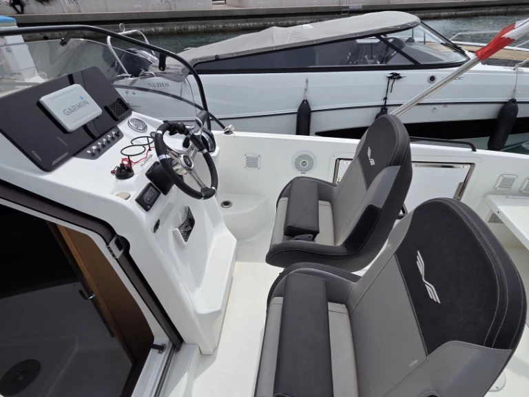 Bootverhuur Bénéteau Flyer 8 in Toulon via SamBoat