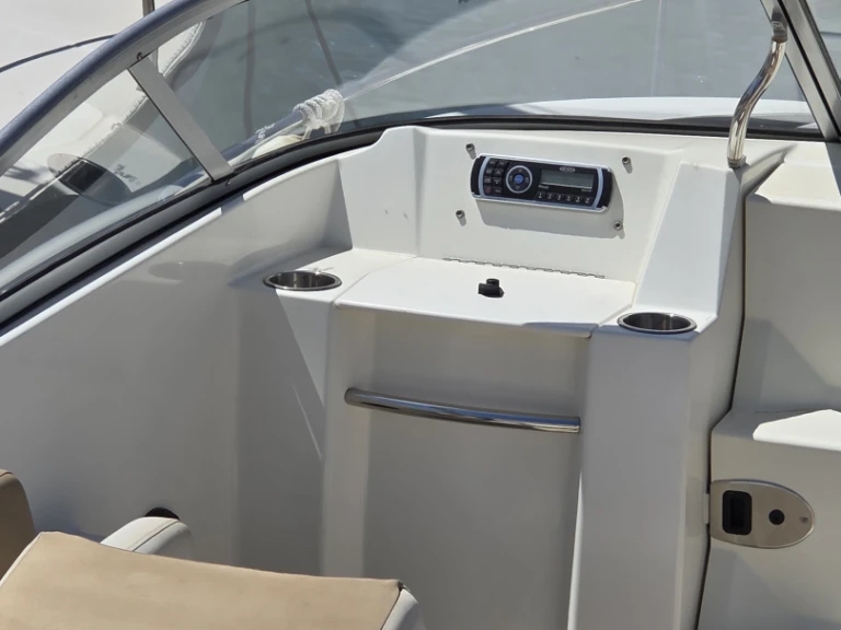 Huur Motorboot met of zonder schipper Bayliner in Toulon