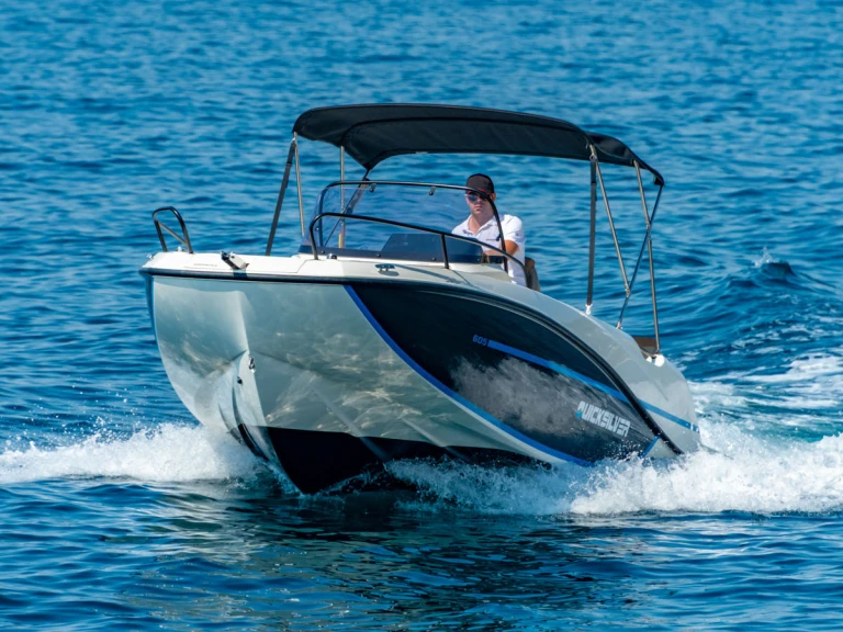 Bootverhuur Altea goedkoop Activ 605 Open