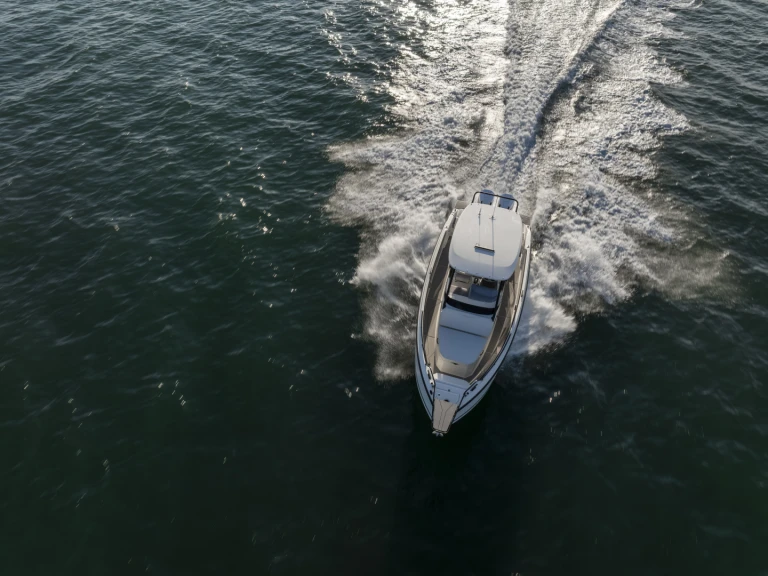 Huur Motorboot met of zonder schipper Navan in Puerto Campomanes Greenwich