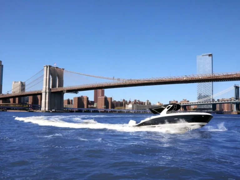 Bootverhuur Sea Ray Sea Ray 270 SDX in New York (City) via SamBoat