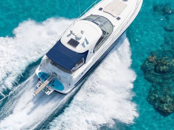 Jachthuur in Skiathos - Sea Ray Sea Ray 455 Sundancer via SamBoat