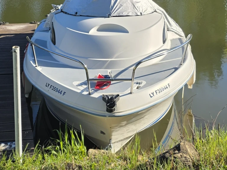 Verhuur Motorboot Quicksilver met vaarbewijs