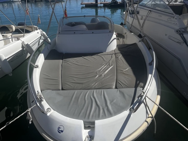 Zodiac Medline 2  te huur van particulier of professional in Sitges