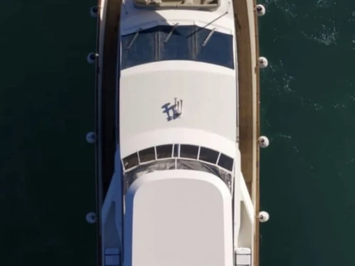 Bootverhuur Salerno goedkoop Falcon 80 Fly