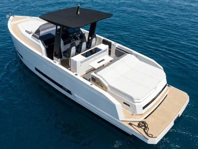 De Antonio DE ANTONIO D36 te huur van particulier of professional in Pozzuoli