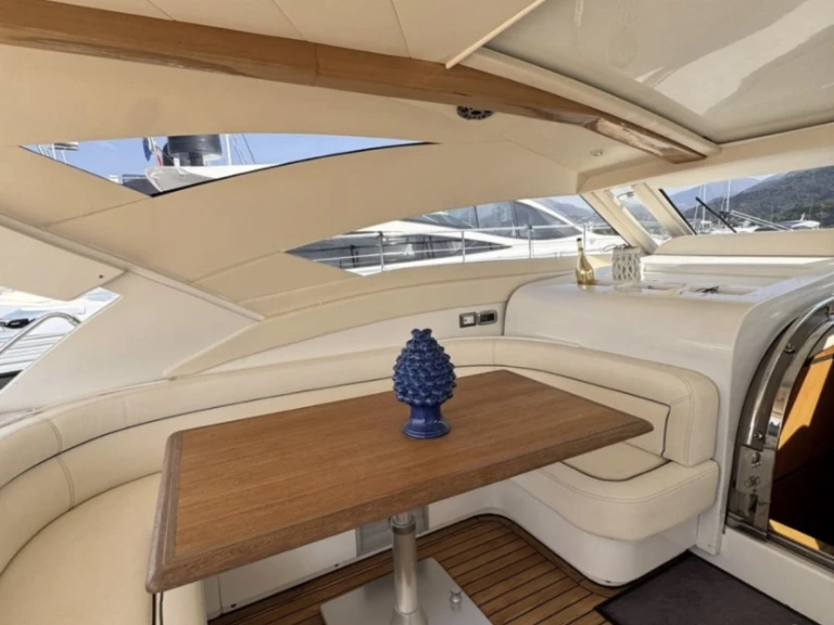 Cayman Cayman 55 WA te huur van particulier of professional in Salerno