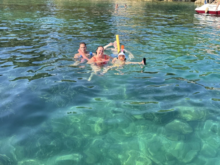 Huur een Quicksilver Activ 755 Sundeck in Mandelieu-la-Napoule