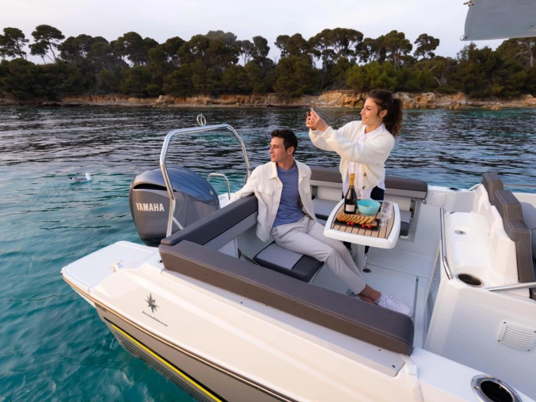 Bootverhuur Jeanneau Cap Camarat 7.5 CC in Rapallo via SamBoat