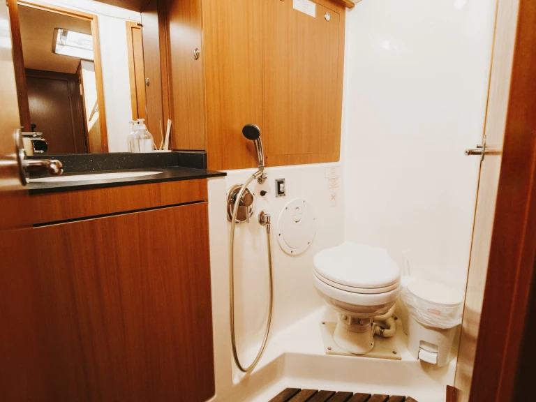 Jachthuur in Adeje - Bavaria Cruiser 55 via SamBoat