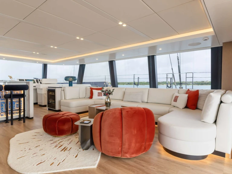 Huur Jacht met of zonder schipper Sunreef in Olbia